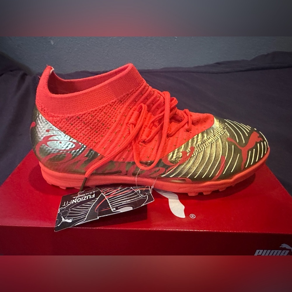 Puma Kids Soccer Cleats - Future Z 3.4 NJr TT Indoor Soccer